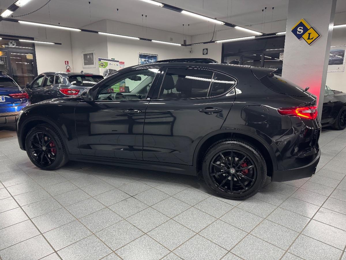 ALFA ROMEO STELVIO 2.2 T.diesel 210 CV AT8 Q4 Exec. TETTO/ MEMORIE/ FULL