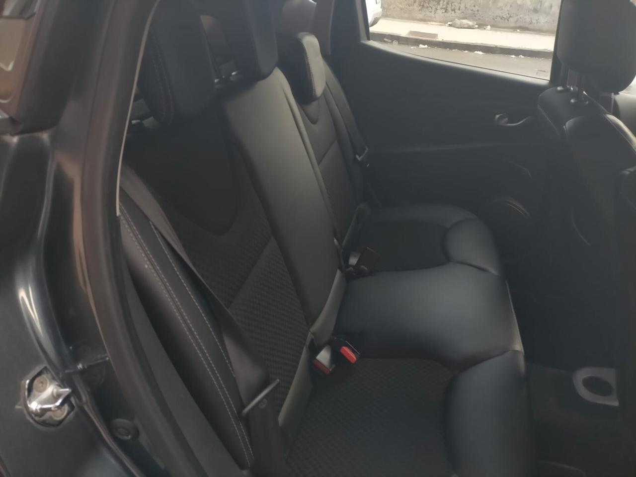 Renault Clio dCi 8V 90 CV Start&Stop 5 porte Energy Duel2