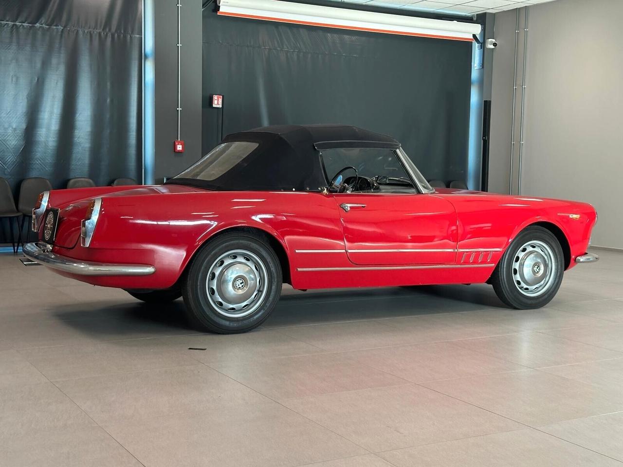 Alfa Romeo 2000 Touring Spider