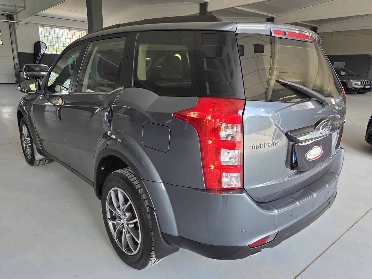 Mahindra XUV500 2.2 16V FWD W10 140cv