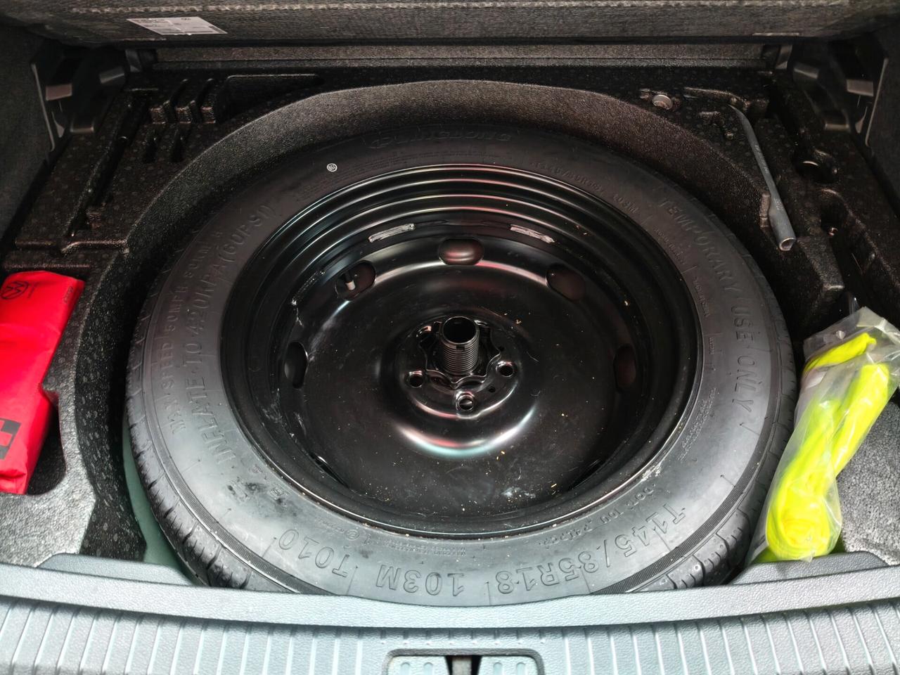 Volkswagen Tiguan 2.0 TDI 150 CV SCR DSG 4MOTION R-Line