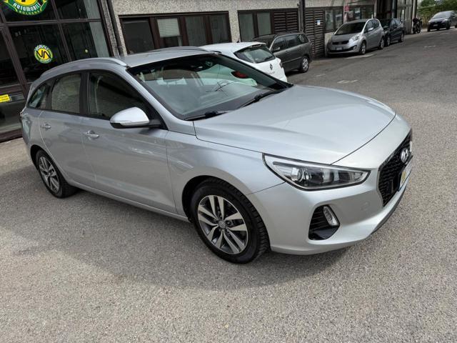 HYUNDAI i30 Wagon 1.6 CRDi CV 110