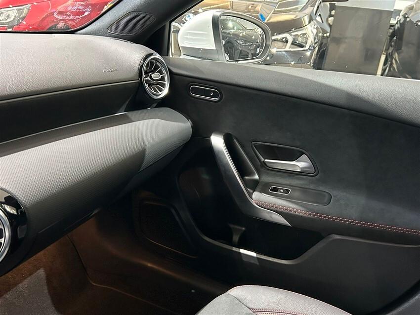 Mercedes-benz A 180 d Automatic AMG Line Premium