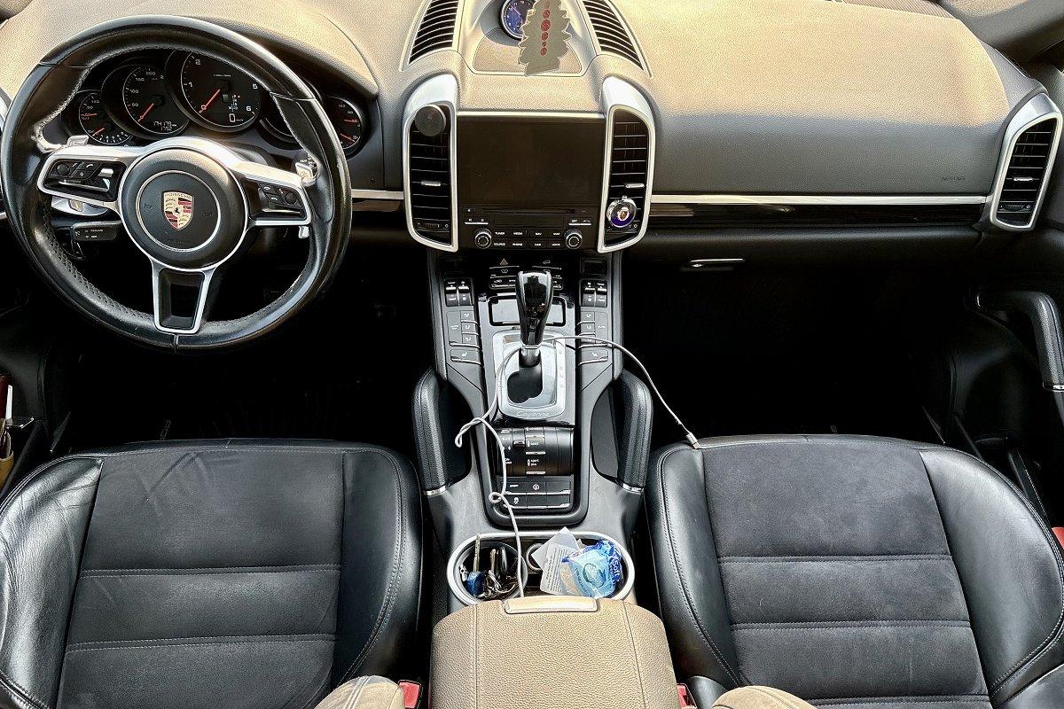 PORSCHE Cayenne 3.0 Diesel Platinum Edition