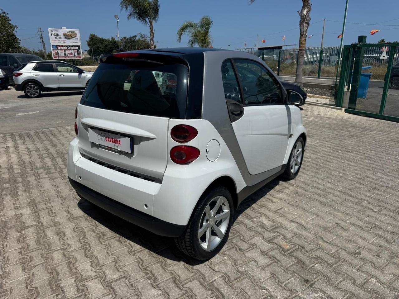 Smart ForTwo 1000 62 kW coupé pulse
