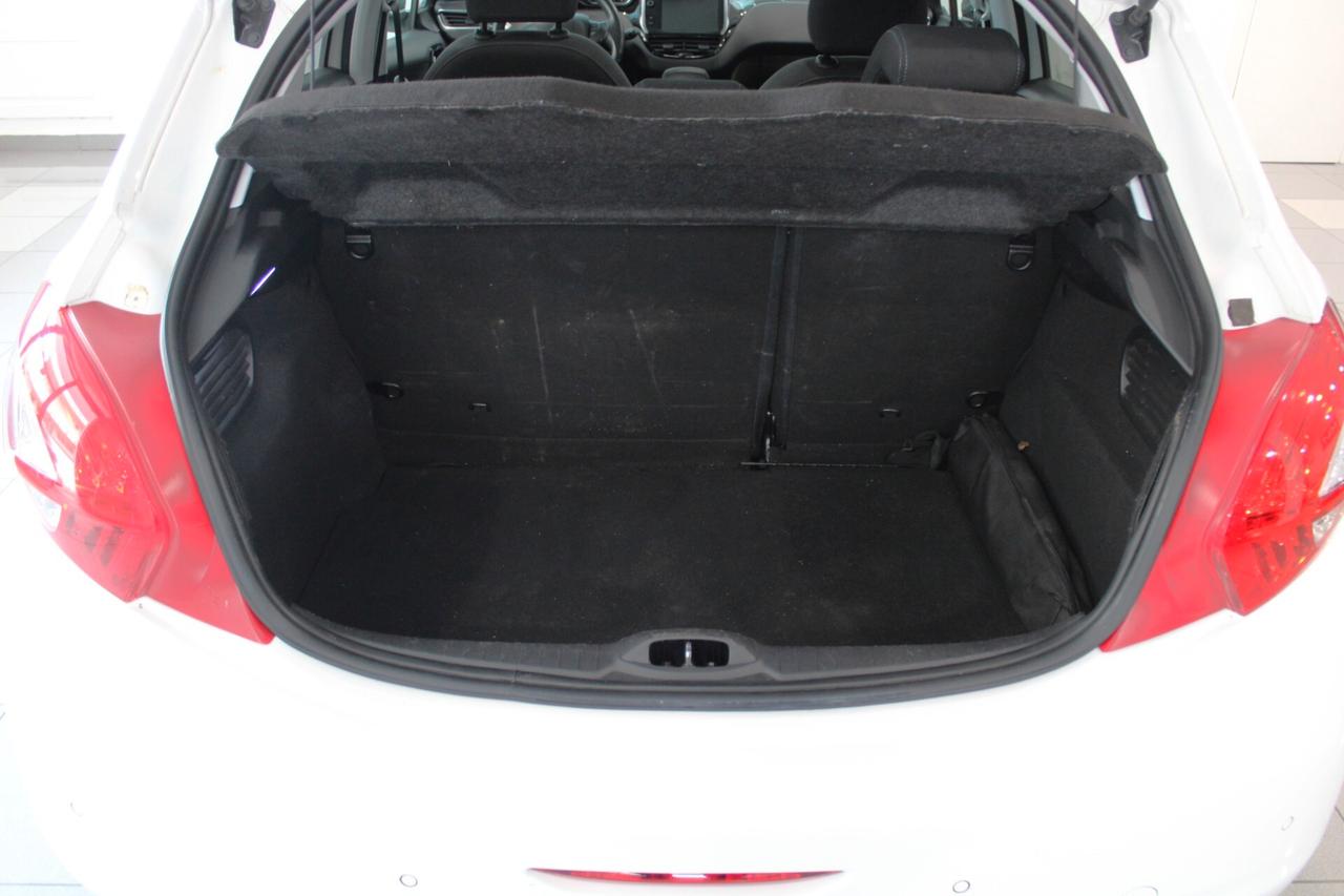 PEUGEOT 208 1.6 HDi Allure - 2015