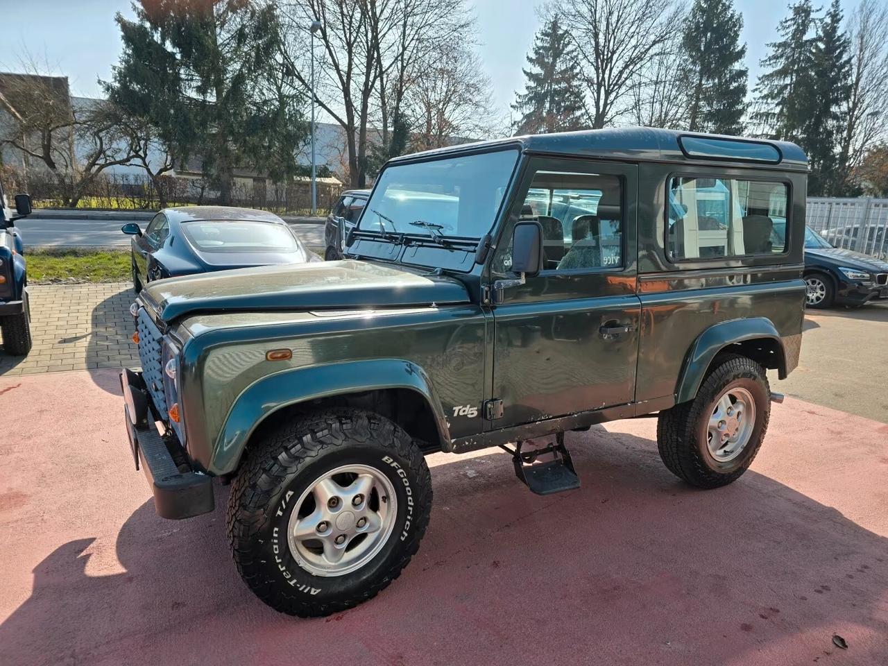 Land Rover Defender 90 2.5 Td5 SW 6 POSTI