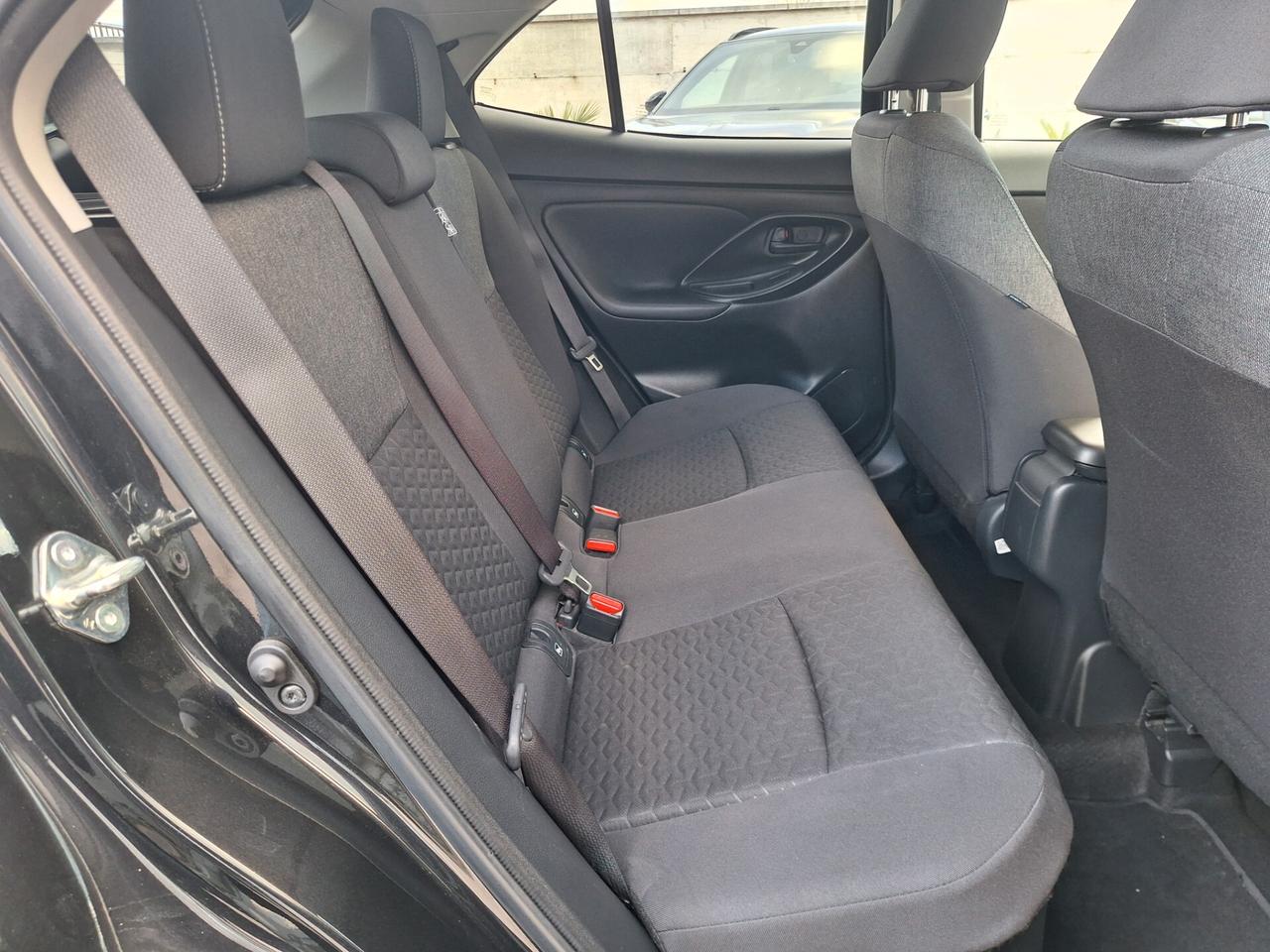 Toyota Yaris Cross 1.5 Hybrid 5p. E-CVT Business