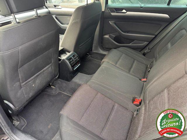 VOLKSWAGEN Passat Business Variant 2.0 TDI Executive BMT