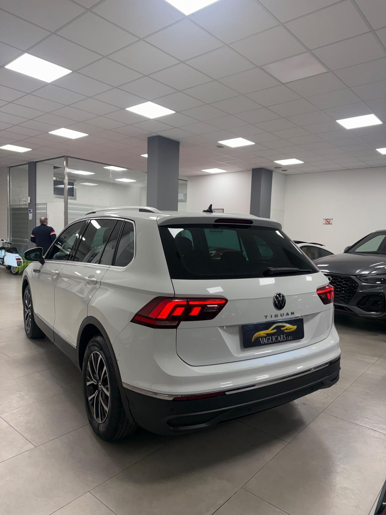 Volkswagen Tiguan 2.0 TDI 150 CV SCR DSG Elegance