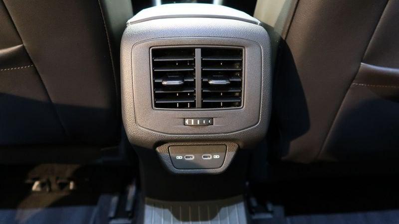 Volkswagen T-Roc T-Roc 1.0 tsi Style 115cv