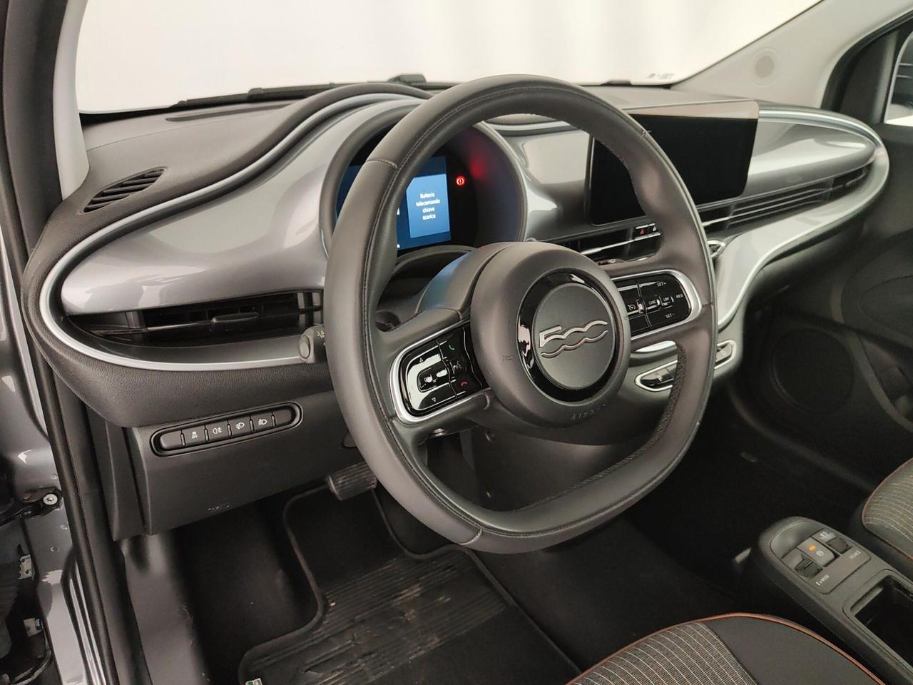 Fiat 500e Berlina 42 kWh