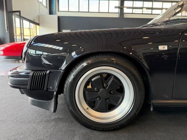 PORSCHE 911 Carrera 3.2 Targa COMPLETAMENTE RIFATTA
