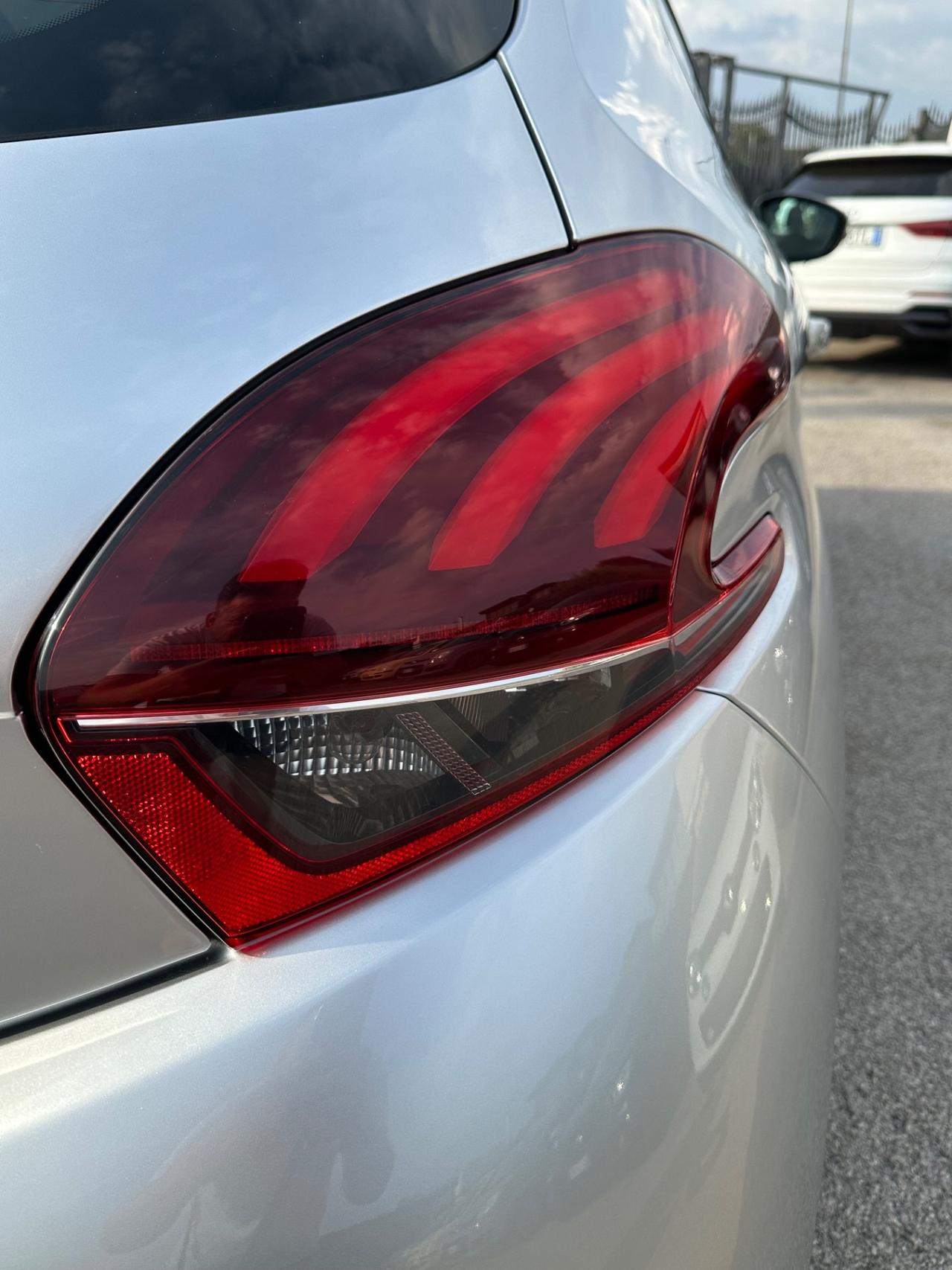 Peugeot 208 PureTech 82 5 porte Allure 2018