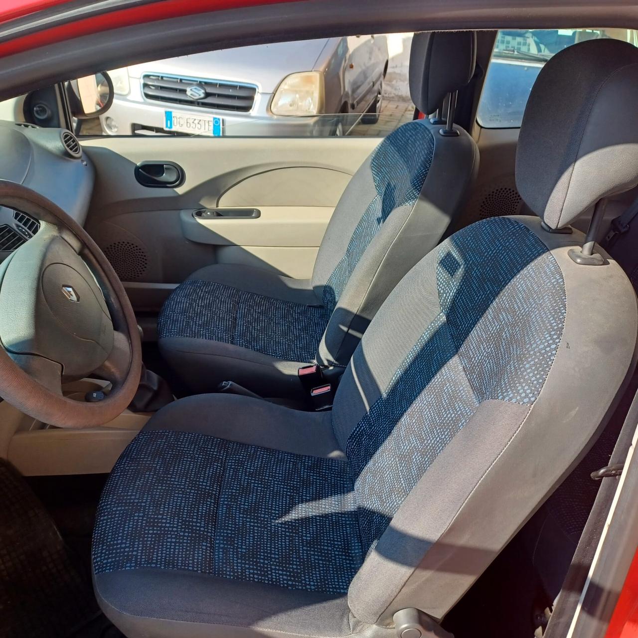129.888KM PERFETTA TWINGO 1.2 NEOPATENTATI