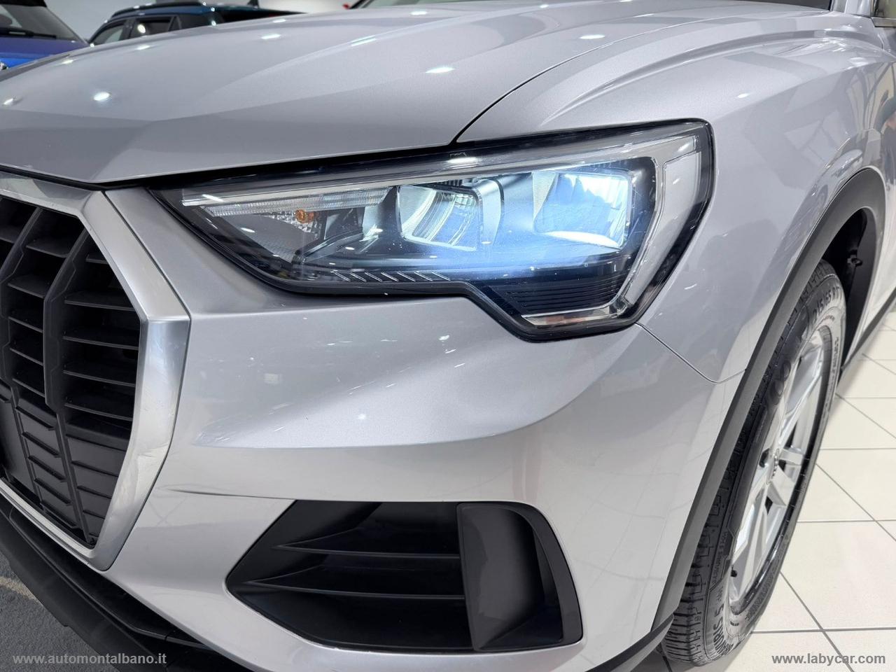 AUDI Q3 35 TDI S tronic Business SPORT