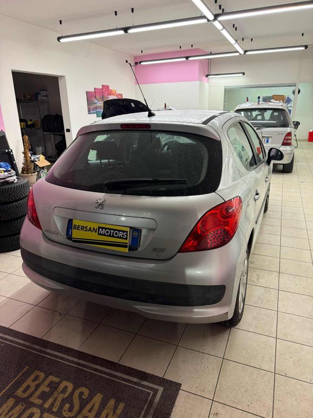 PEUGEOT 207 1.4 8V 75CV 5p. Energie Sport ECO GPL