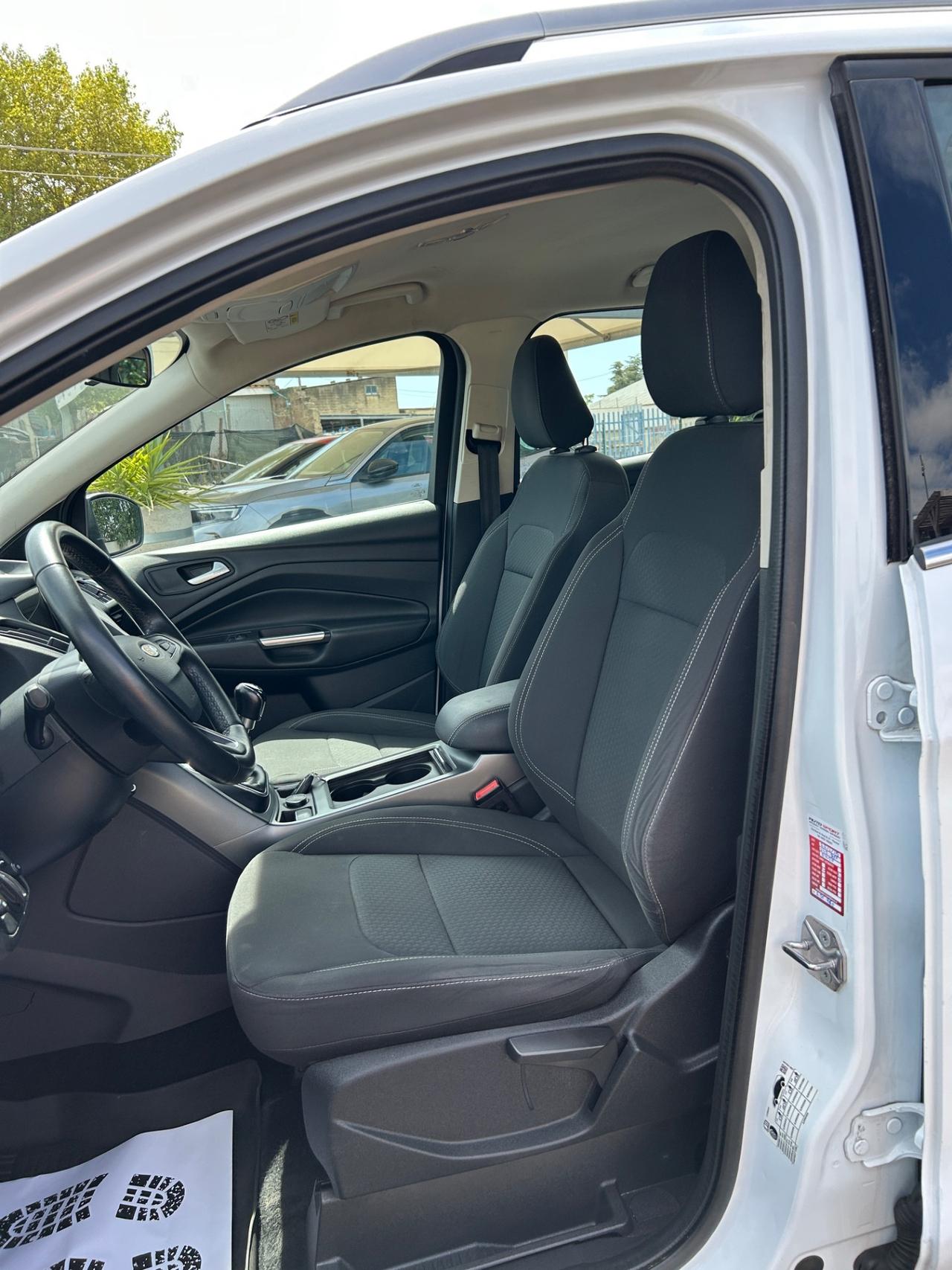 Ford Kuga 2.0 TDCI 120 CV S&S 2WD Business