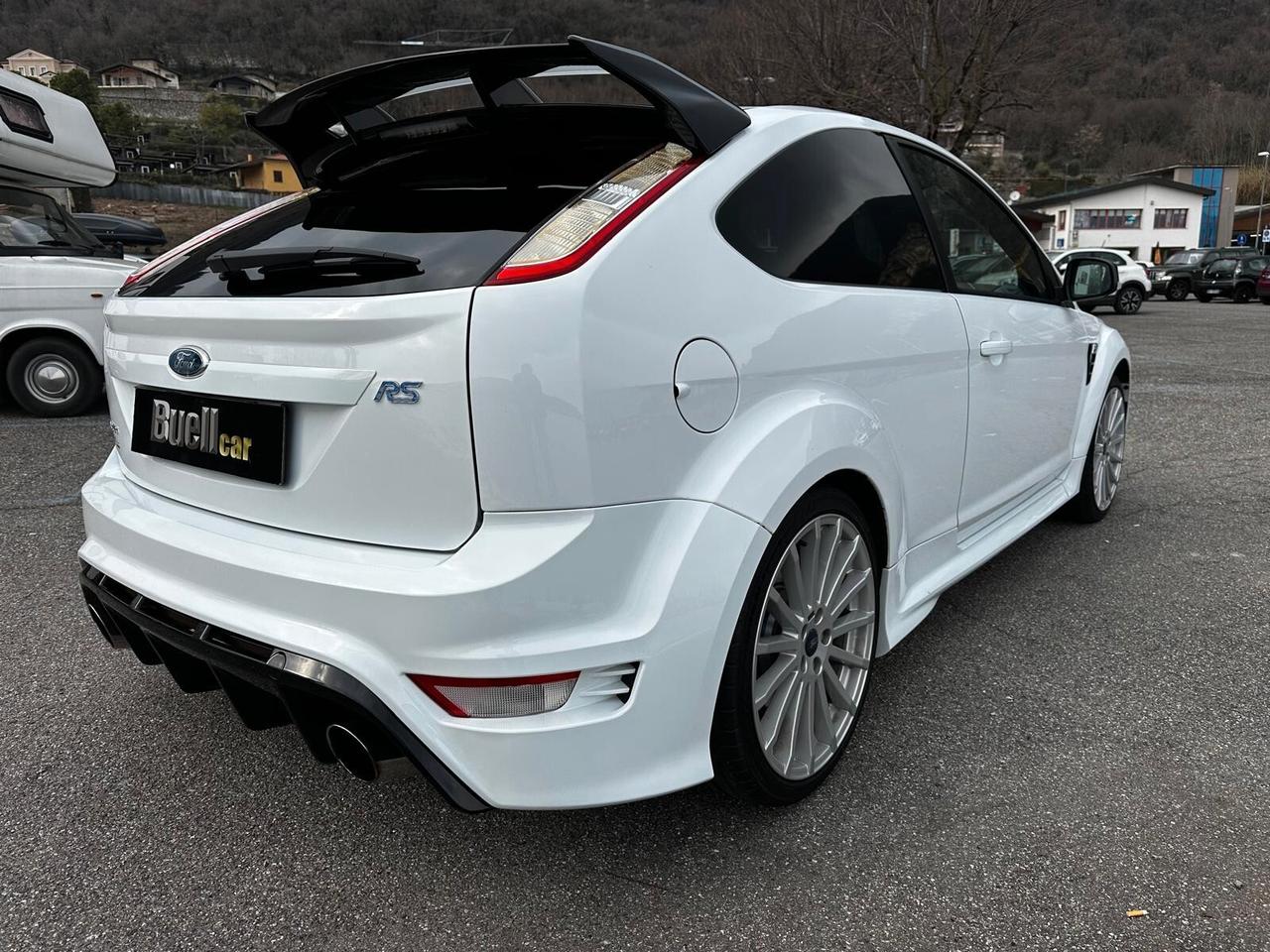 Ford Focus 2.5T (305CV) 3p. RS