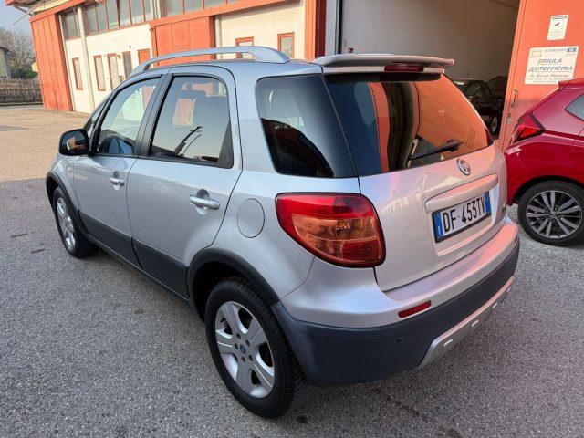 FIAT Sedici 1.6 16V 4x4 Dynamic