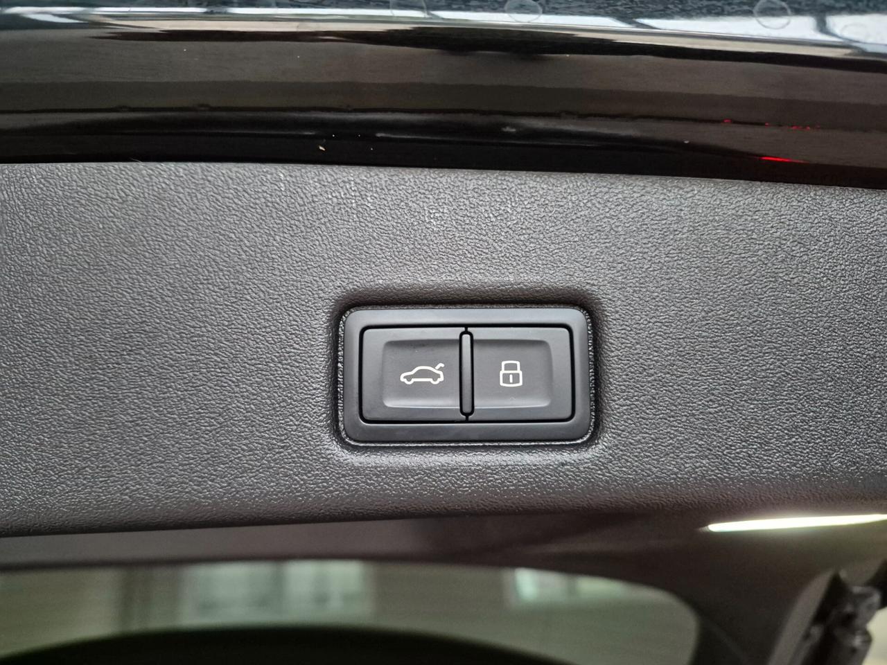 Audi Q5 2.0 TDI QUATTRO S TRONIC LINE EDITION- RESTYLING