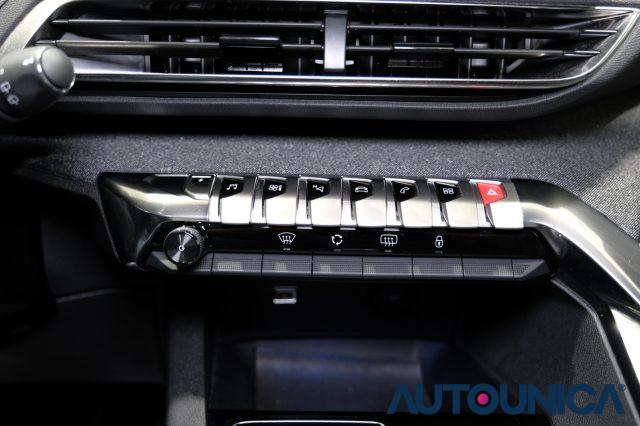 PEUGEOT 3008 Hybrid4 300 E-EAT8 ALLURE PACK FULL LED