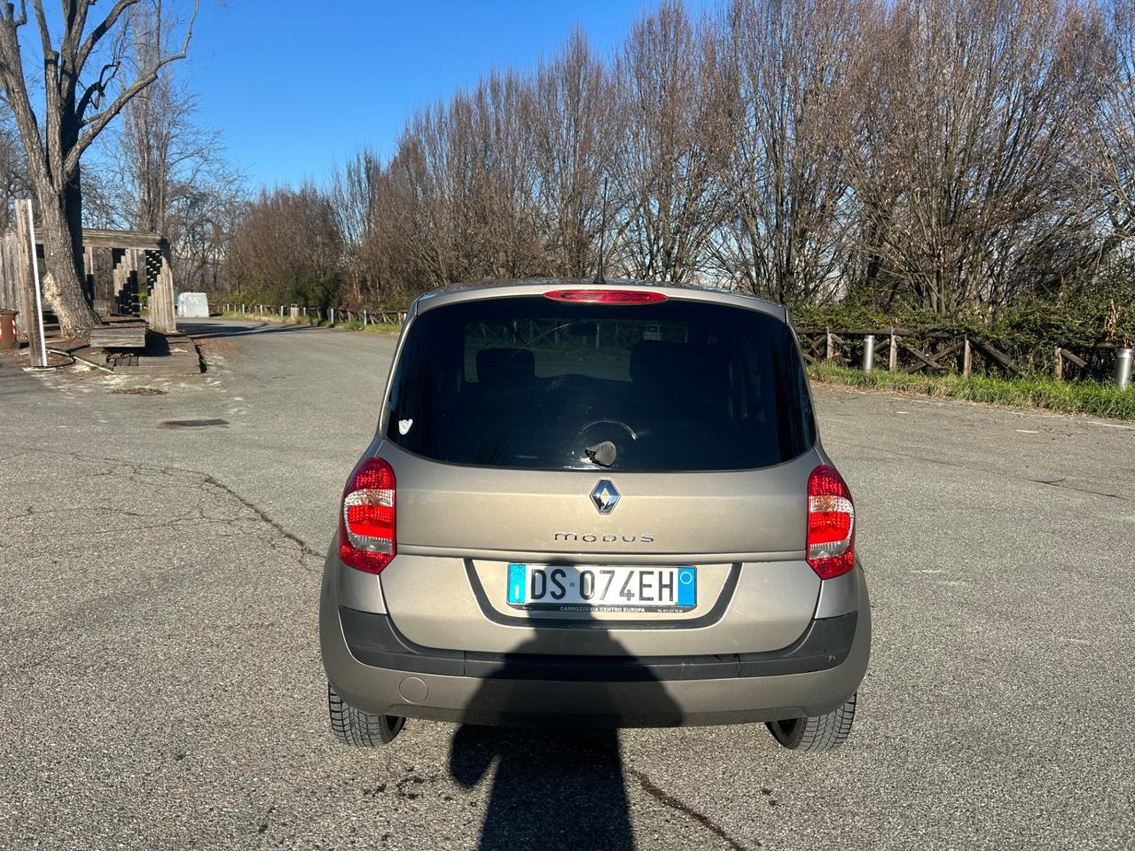 Renault Modus Grand 1.2 16V Dynamique