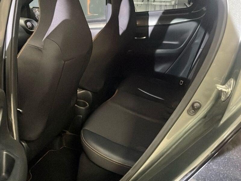 Toyota Aygo X 1.0B (72 CV) Limited Air
