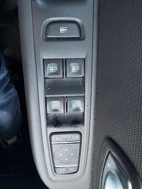 Renault Clio TCe 12V 75 CV 5 porte Duel2