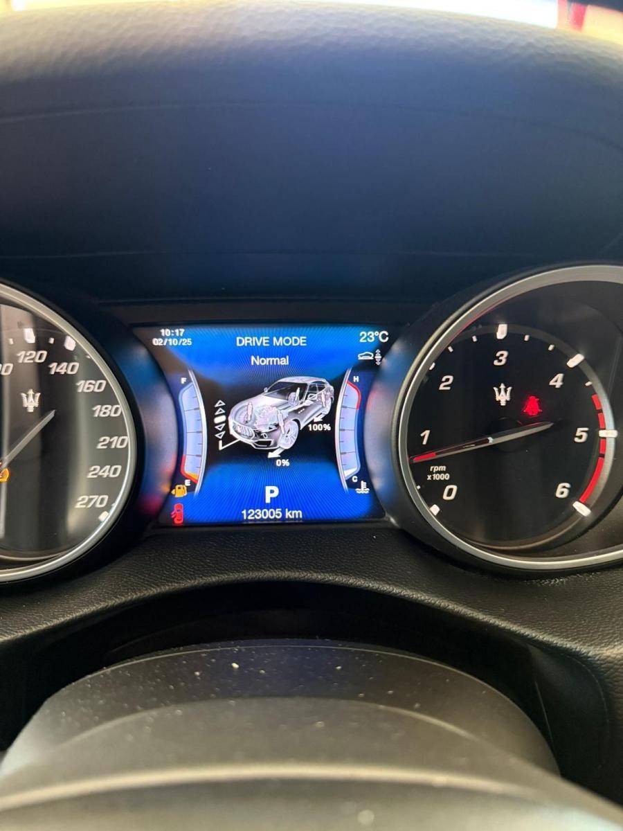 MASERATI - Levante - V6 Diesel 275 CV AWD Nerissimo