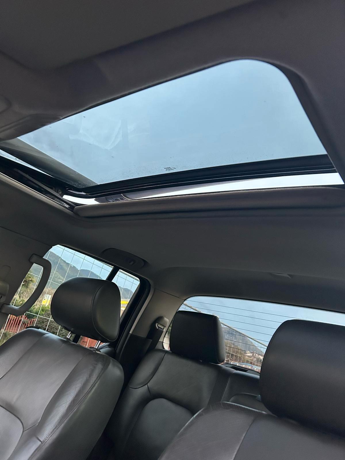 Nissan Navara 2.5 dCi 4 porte Double Cab Sport