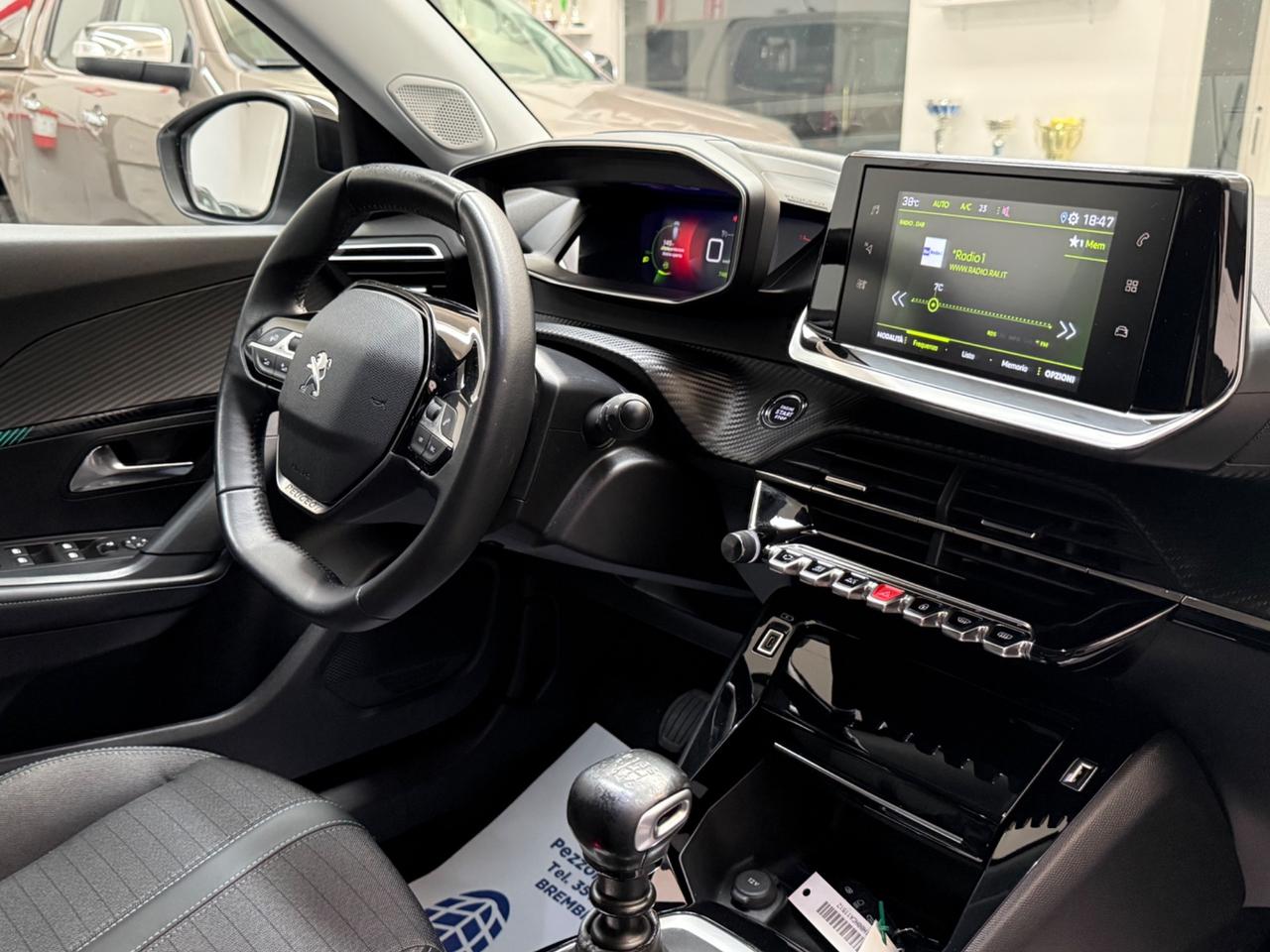 Peugeot 2008 BlueHDi 110 S&S Allure Pack