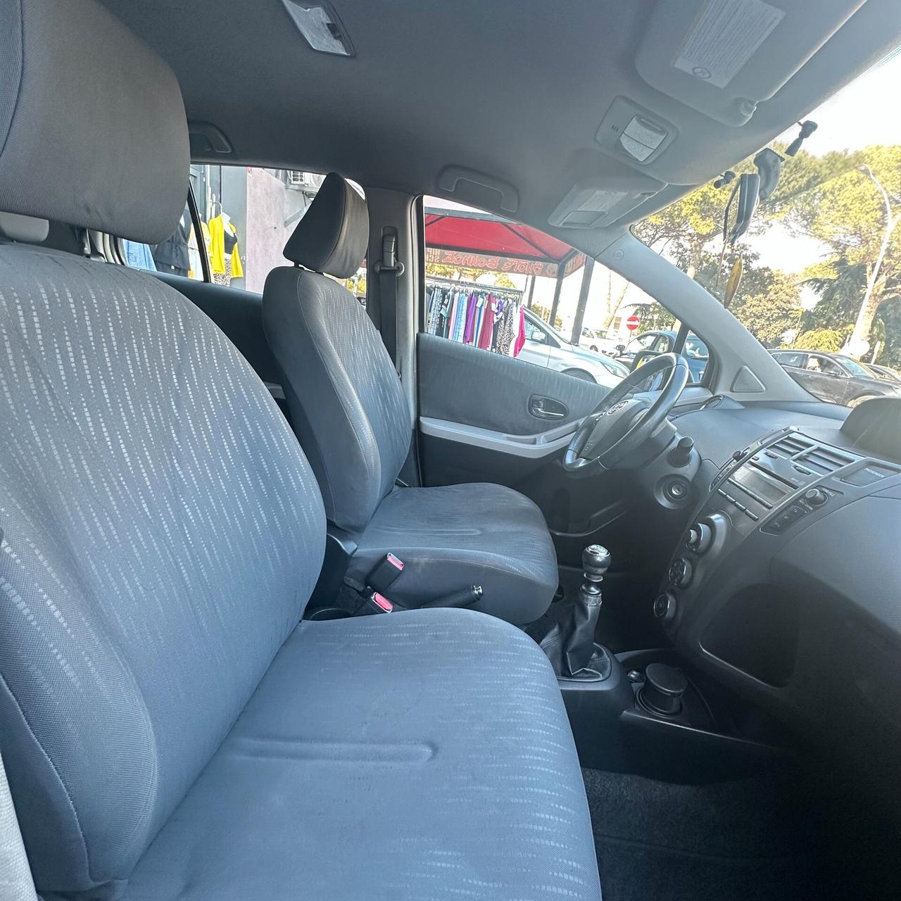Toyota Yaris 1.3 5 porte