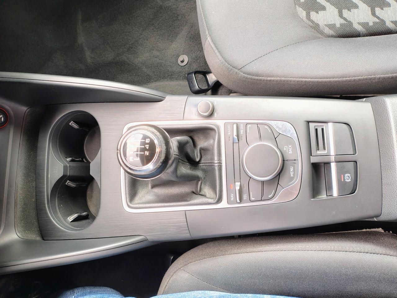 Audi A3 SPB 1.6 TDI clean diesel Ambition