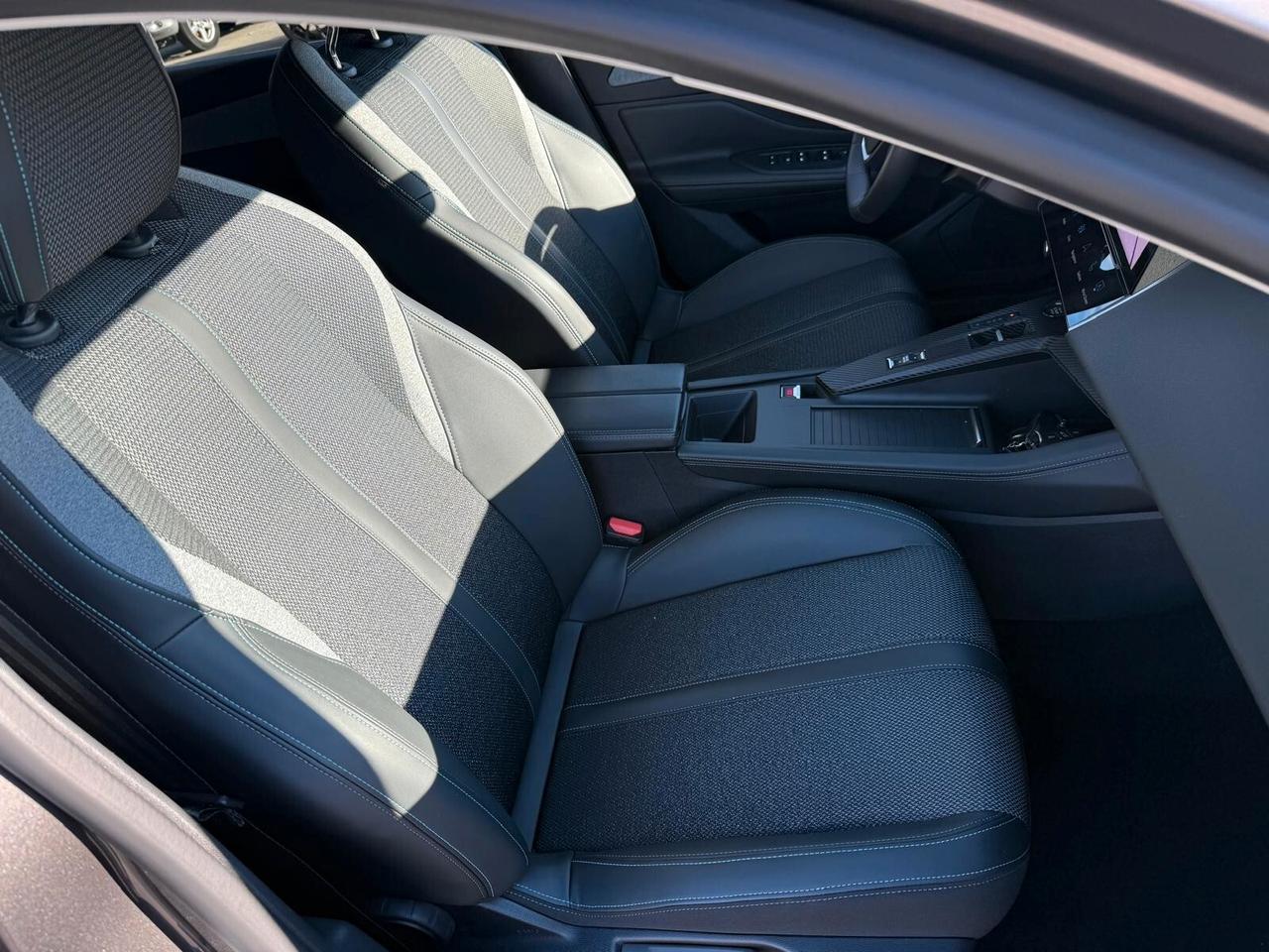 Peugeot 308 HDi 130 EAT8 COME NUOVA FULL OPTIONAL AFFARE