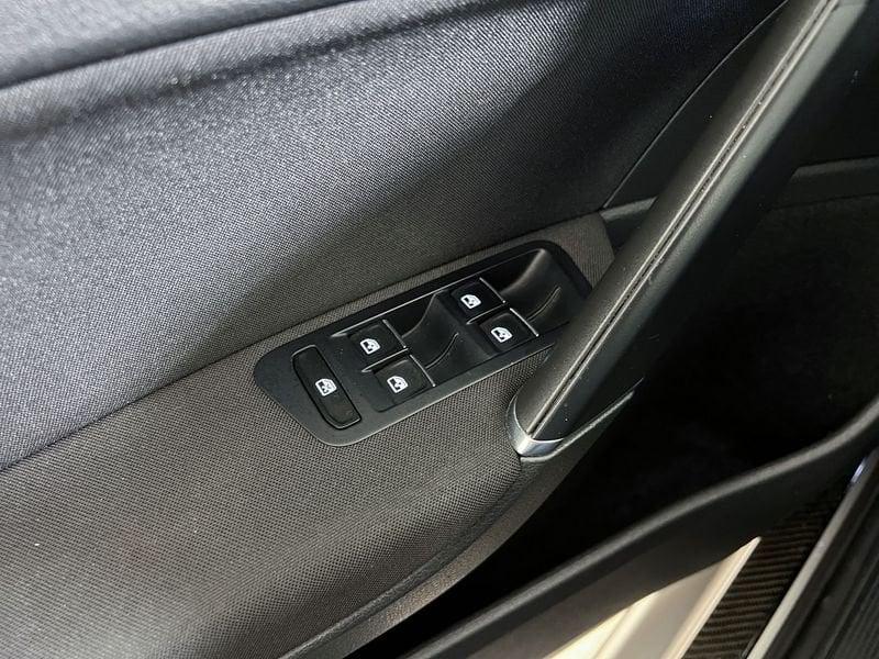 Volkswagen Golf Golf 1.6 TDI 110 CV 5p. Executive BlueMotion Technology