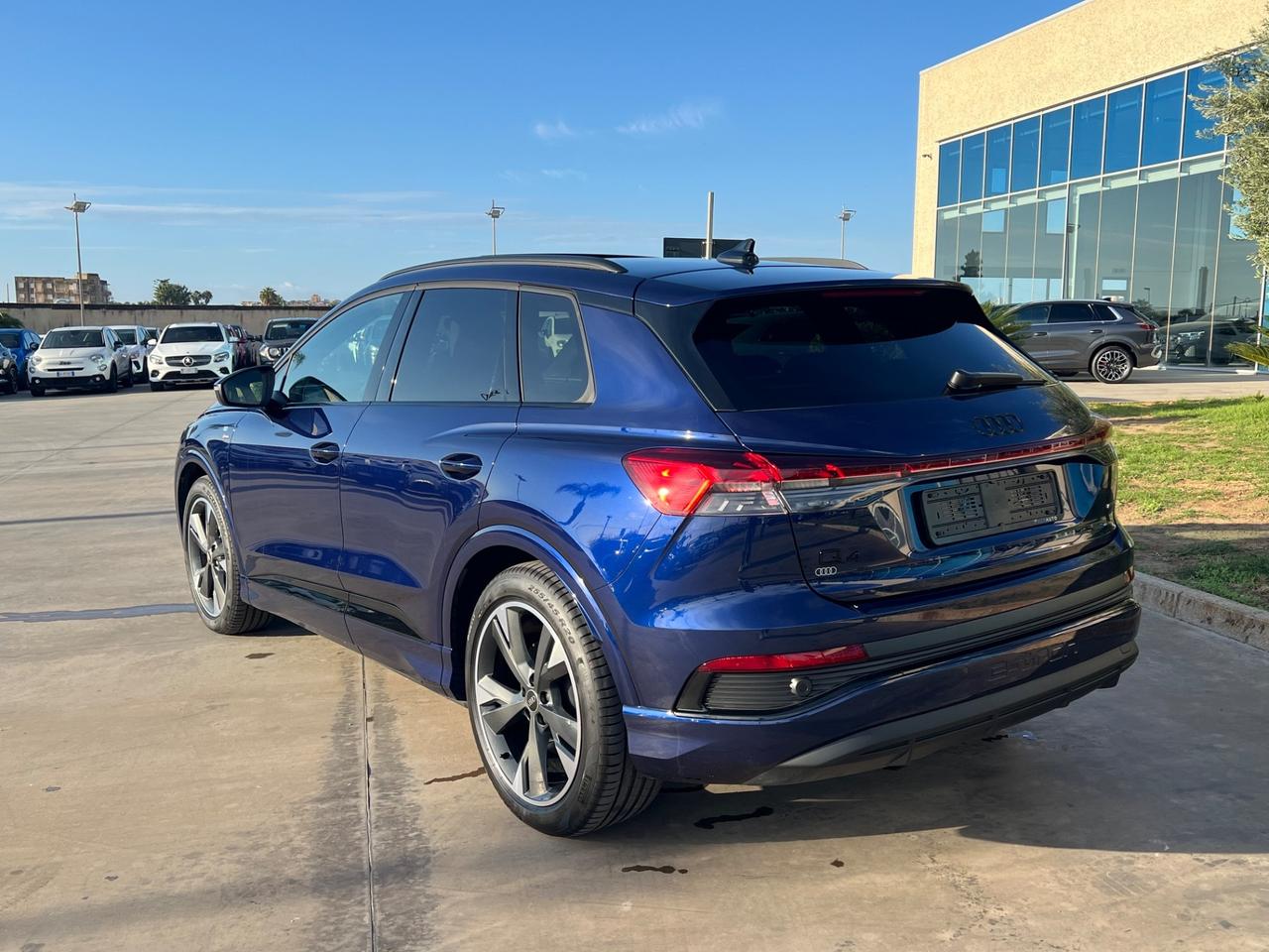 Audi Q4 e-tron 45 S line quattro 286cv - possibilità noleggio no scoring