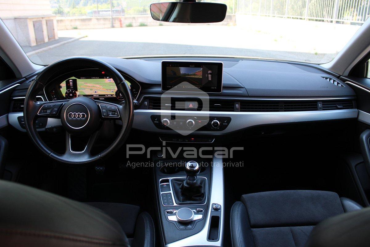 AUDI A4 2.0 TDI 150 CV Sport