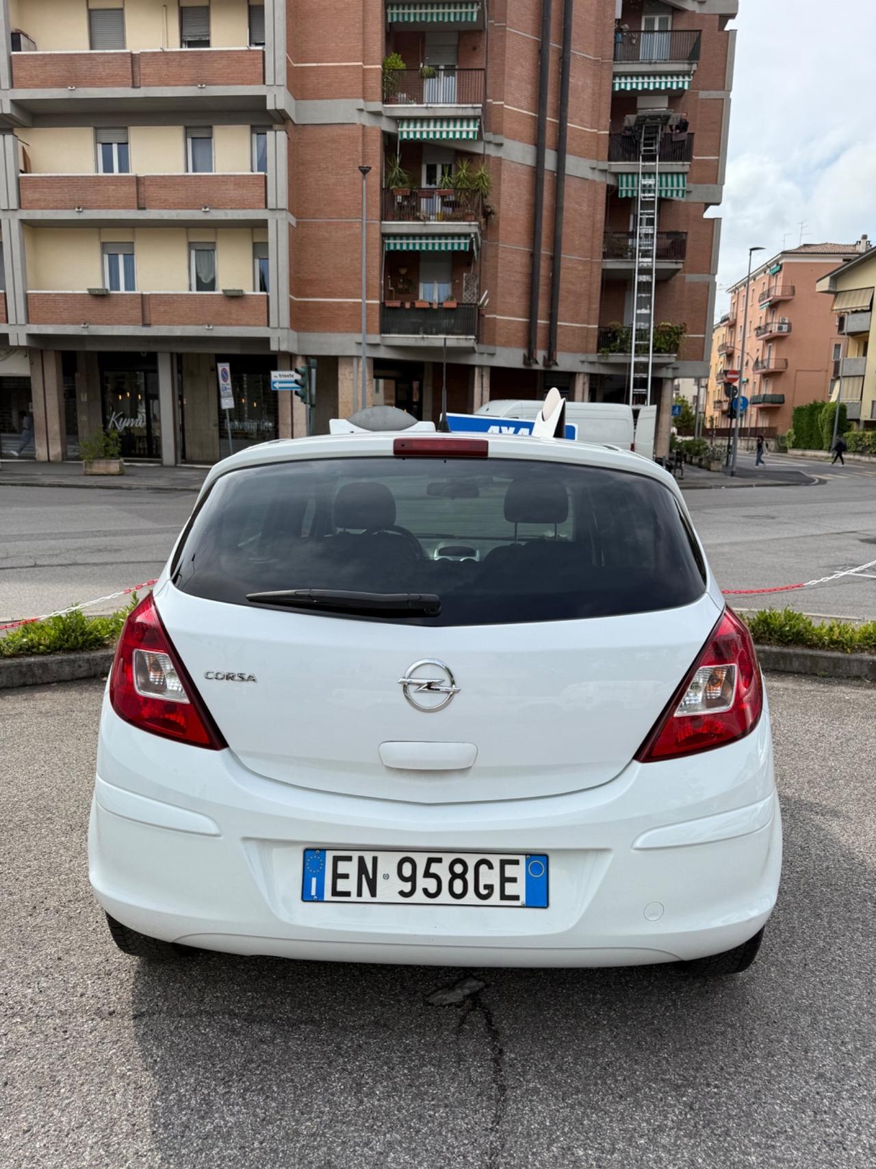 Opel Corsa 1.2 85CV 5 porte GPL-TECH Elective