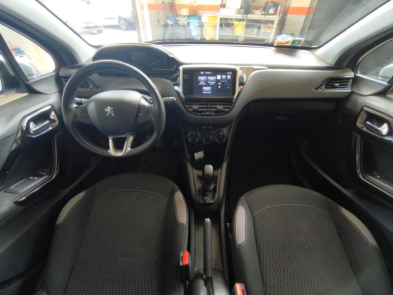 PEUGEOT 208 1,2 BENZ- KM 70000-UNIPROPRIETARIO-EURO 6