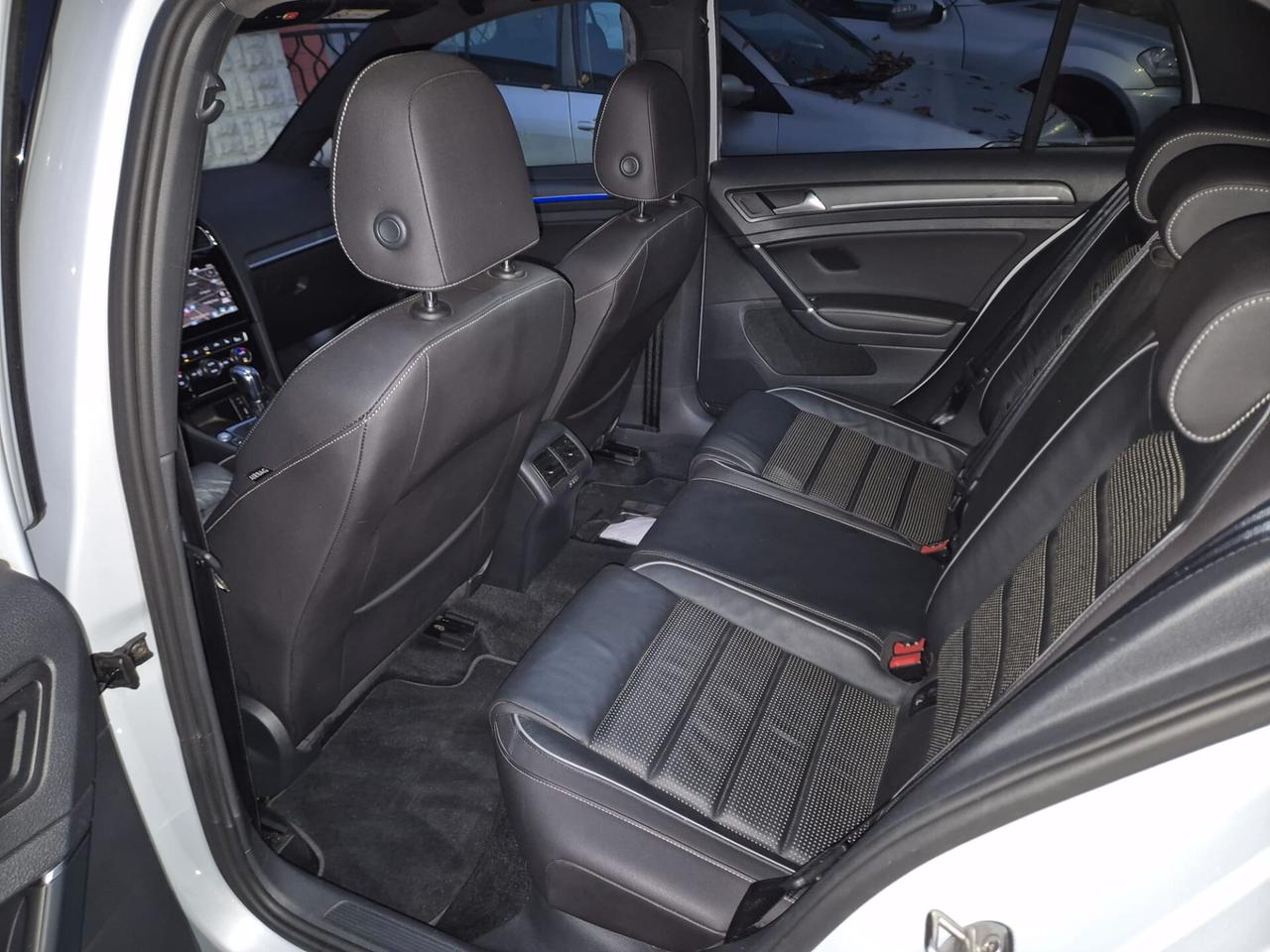 Volkswagen Golf GTE 204cv Full optional DSG