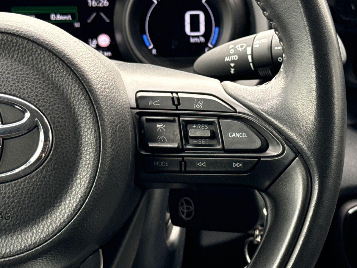 TOYOTA Yaris IV 2020 - Yaris 1.5h Trend