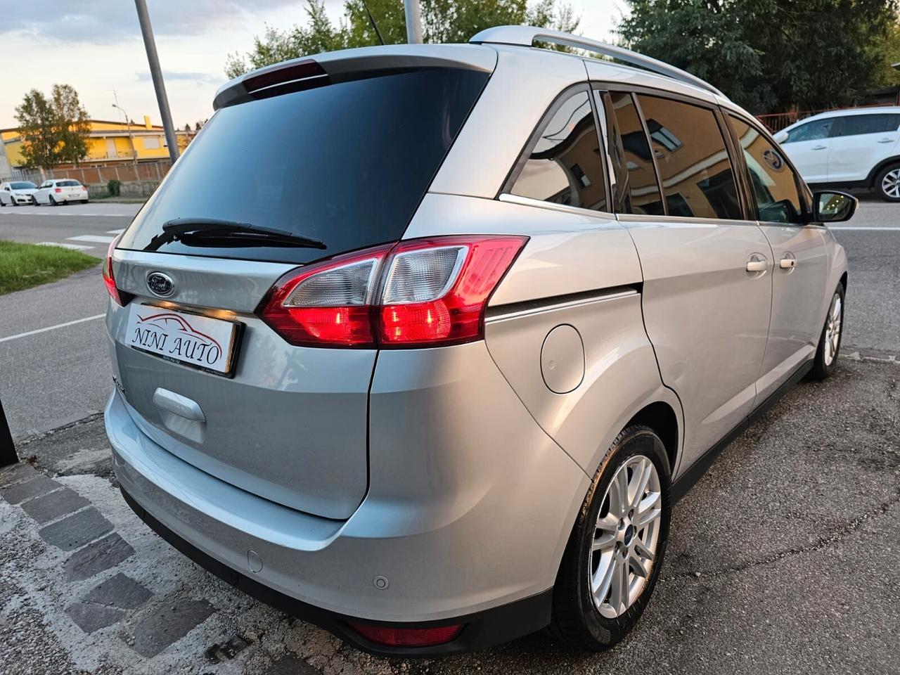 Ford Grand C-Max 1.6 TDCi 115cv Titanium*7Posti*Navi*Pdc*Unipro