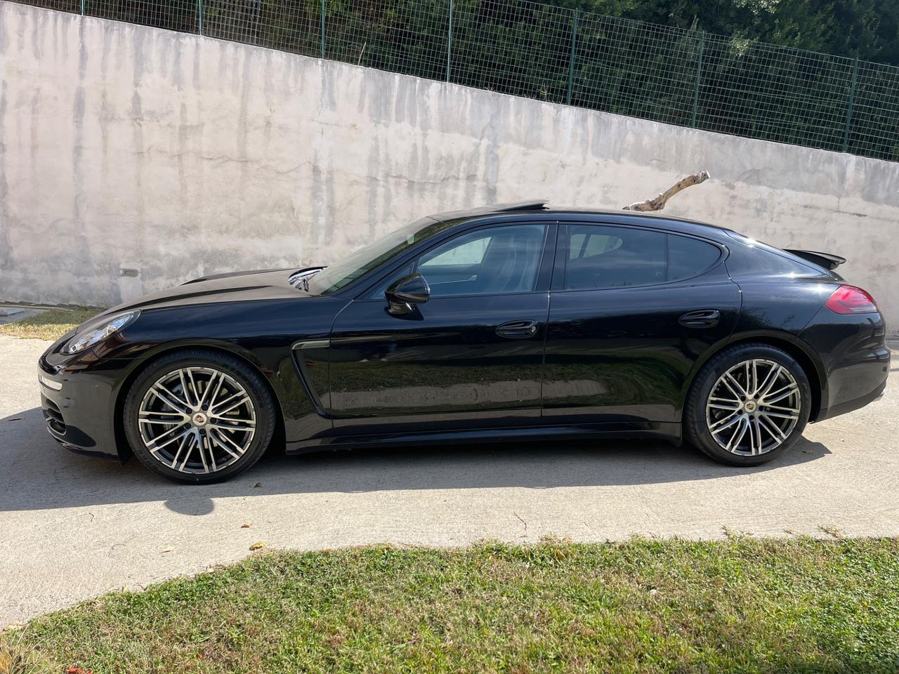 Porsche Panamera 4.0 4S Diesel (PERMUTA)