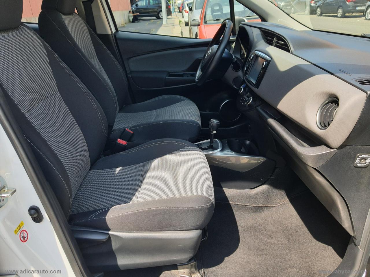 TOYOTA Yaris 1.5 Hybrid 5p.
