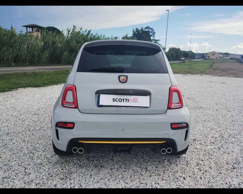 Abarth 695 1.4 Turbo T-Jet 180 CV