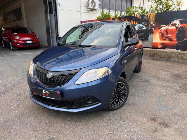 LANCIA Ypsilon 1.0 FireFly 5 porte S&S Hybrid Silver