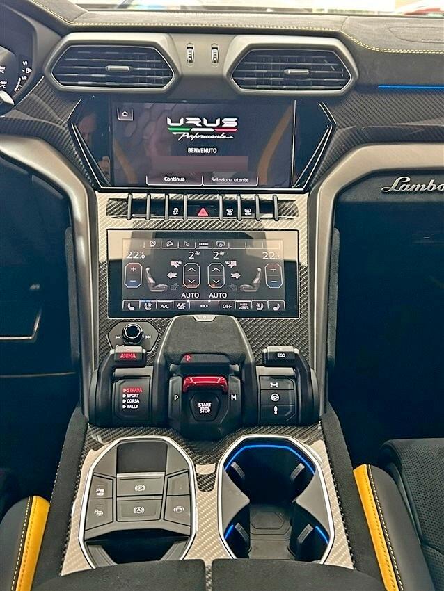 Lamborghini Urus 4.0 Performante