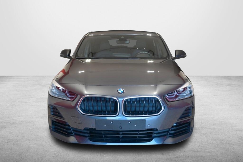 BMW X2 16D 115CV STEPTRONIC S-DRIVE BUSINESS ADVANTAGE ( FARI LED - AMBIENT LIGHTS - PELLE - CRUISE - NAVI - CARPLAY - PARK ASSISTANT - TELECAMERA POST. )