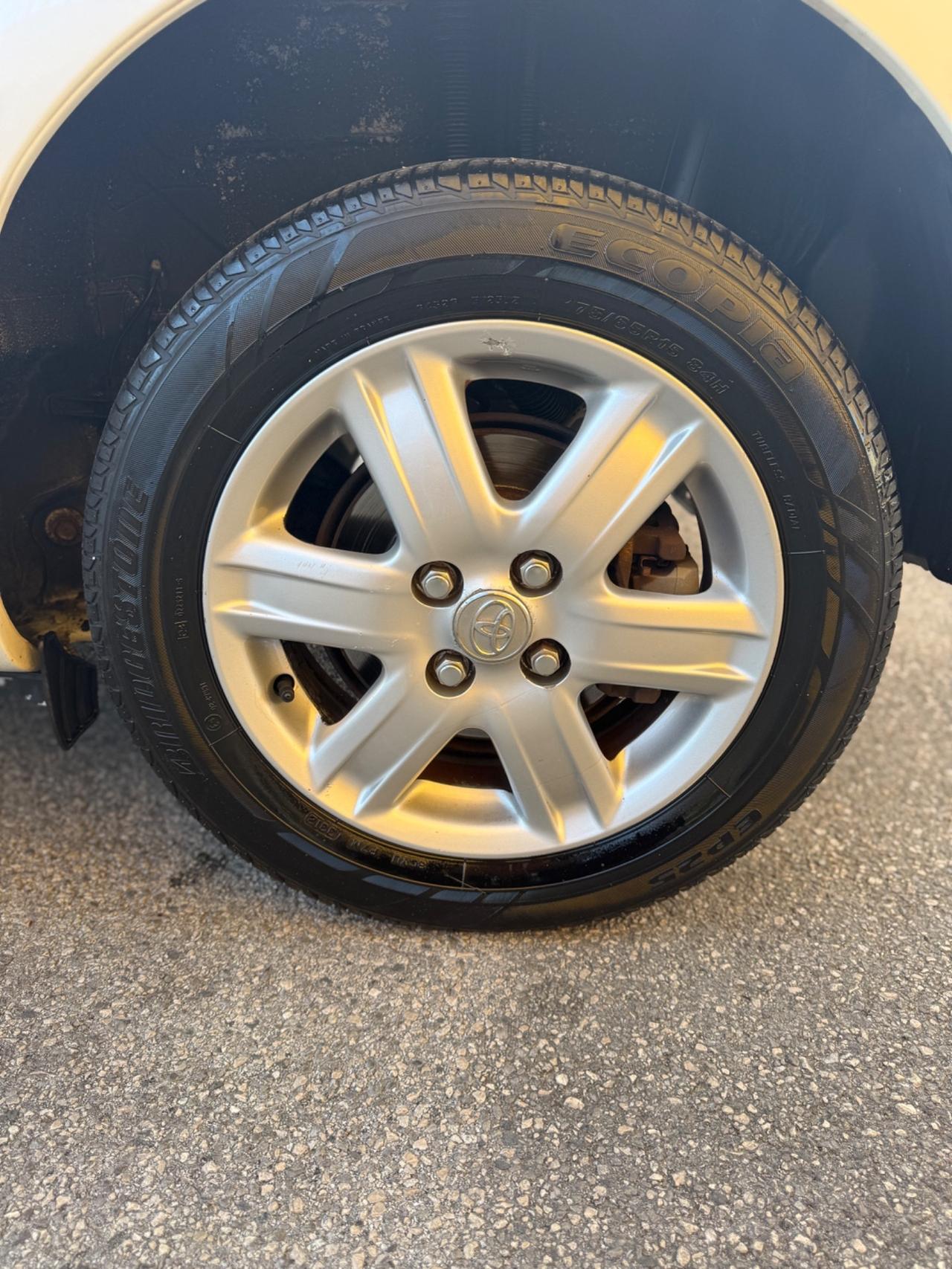 Toyota iQ 1.0 Sol